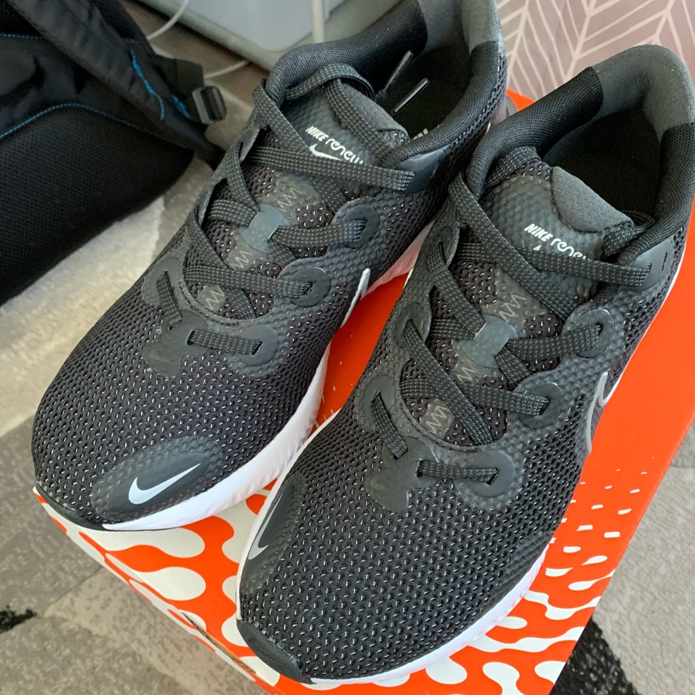 Nike Renew Run